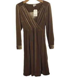 Mo: Vint Womens Velvet Faux Wrap V-Neck Long Sleeve Dress Camel Size Small NWT